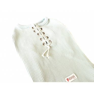 Футболка на шнуровке...